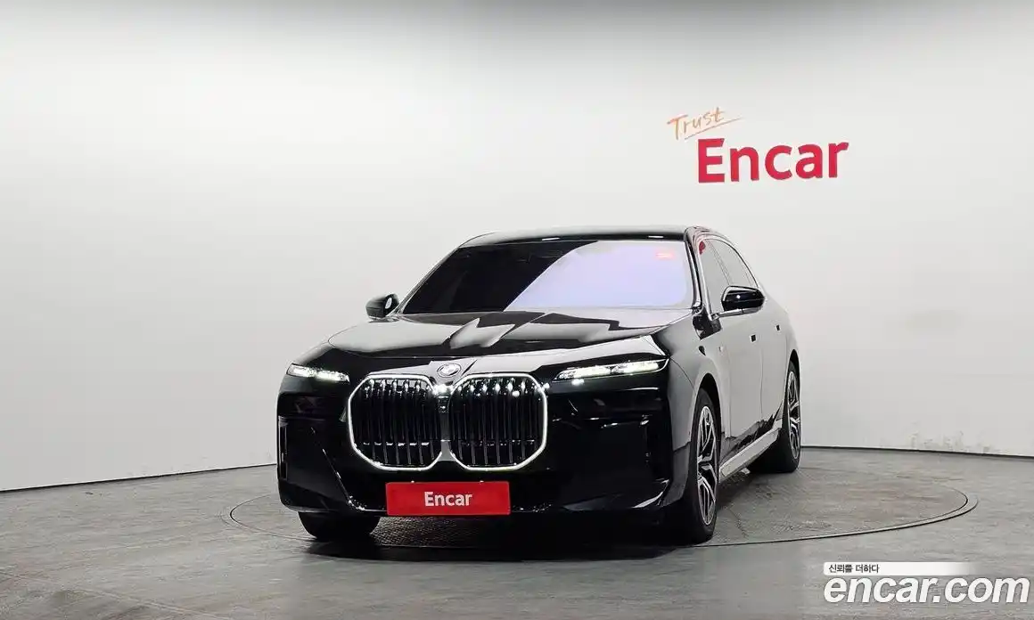 BMW 7-Series 2024 3.0 гидро в Москве № 155203, фото 3