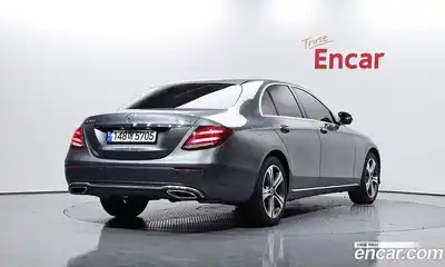 Mercedes-Benz E-Class 2018 2.0 гидро в Москве № 160364, миниатюра 2