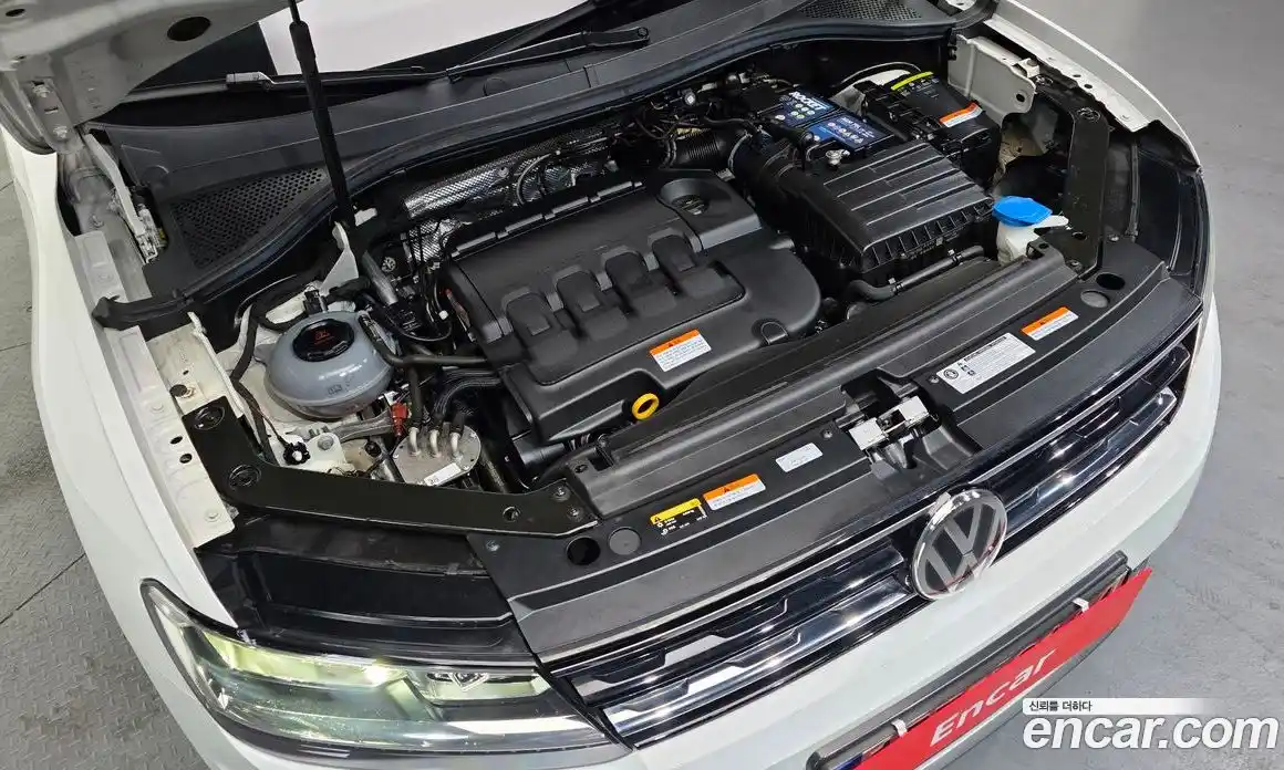 Volkswagen Tiguan 2020 2.0 гидро в Москве № 168986, фото 6