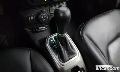 Jeep Renegade 2018 2.0 гидро в Москве № 169418, миниатюра 9