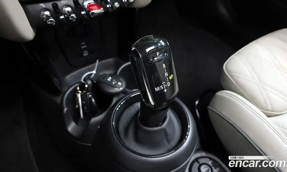 Mini Cooper 2023 2.0 гидро в Москве № 179416, фото 9