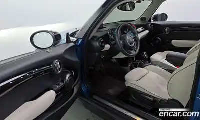 Mini Cooper 2023 2.0 гидро в Москве № 179416, миниатюра 10
