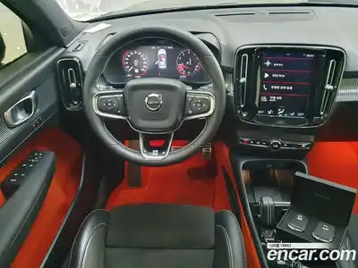 Volvo XC40 2018 2.0 гидро в Москве № 189986, миниатюра 11