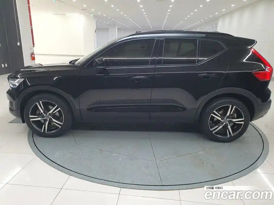 Volvo XC40 2018 2.0 гидро в Москве № 189986, фото 19