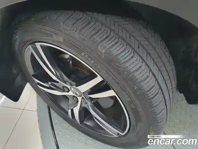Volvo XC40 2018 2.0 гидро в Москве № 189986, миниатюра 5