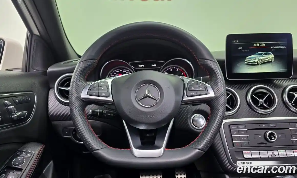 Mercedes-Benz A-Class 2017 1.6 гидро в Москве № 220743, фото 15