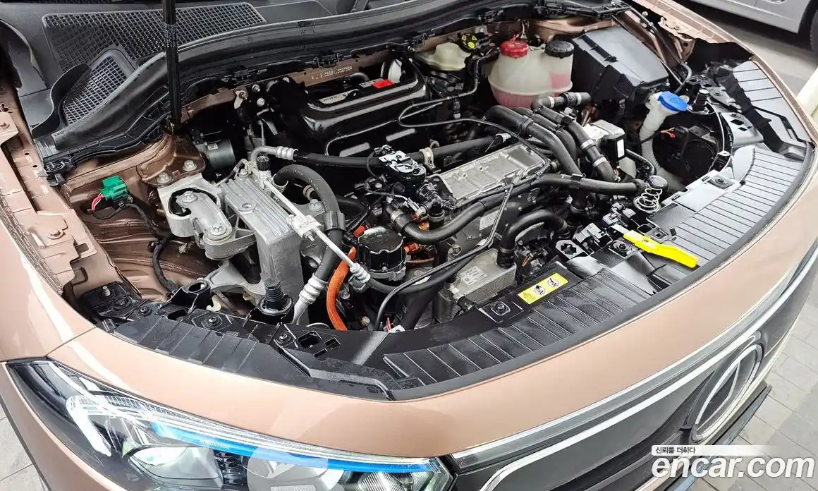 Mercedes-Benz EQA 2021 0.2 гидро в Москве № 229574, фото 6