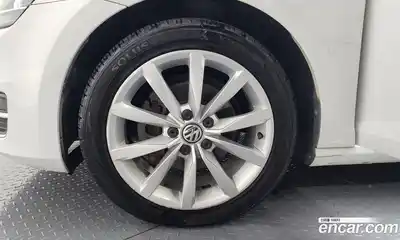 Volkswagen Golf 2015 2.0 гидро в Москве № 232238, миниатюра 5