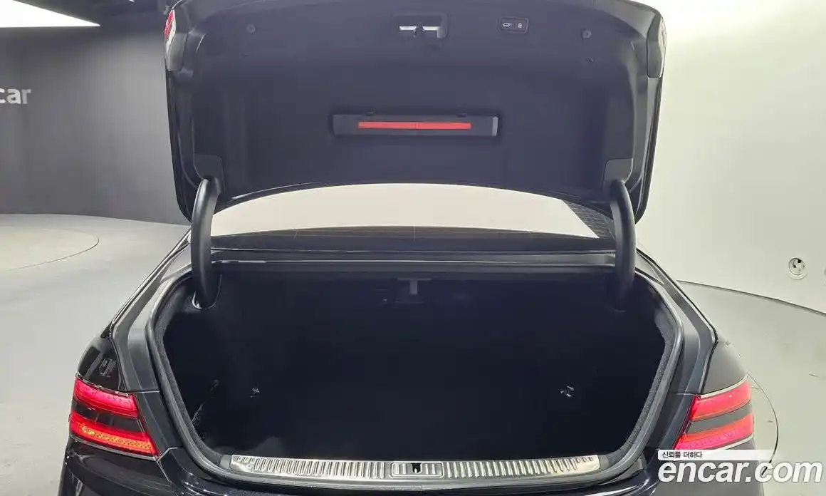Genesis G90 2020 3.8 гидро в Москве № 25343, фото 20