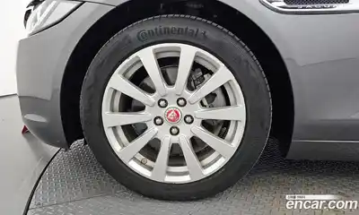 Jaguar XE 2016 2.0 гидро в Москве № 256084, миниатюра 5