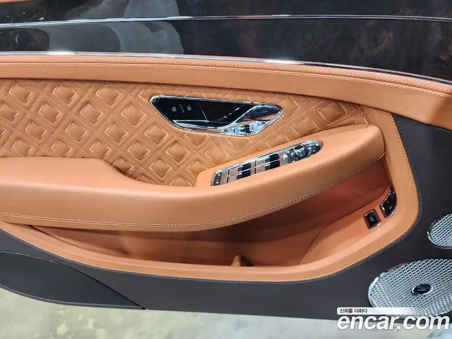 Bentley Continental 2022 4.0 гидро в Москве № 256587, фото 13