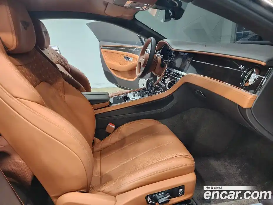 Bentley Continental 2022 4.0 гидро в Москве № 256587, фото 15