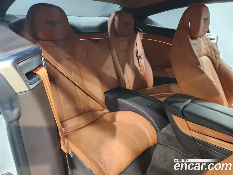 Bentley Continental 2022 4.0 гидро в Москве № 256587, фото 16