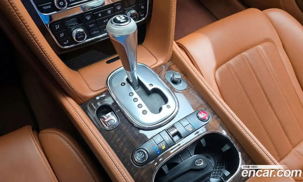 Bentley Continental 2014 4.0 гидро в Москве № 256640, фото 9