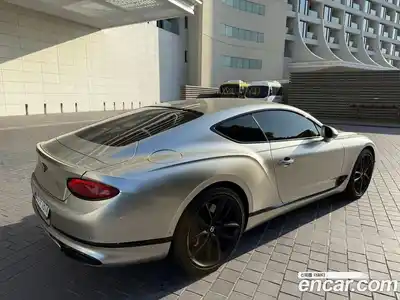 Bentley Continental 2019 6.0 гидро в Москве № 256643, миниатюра 4
