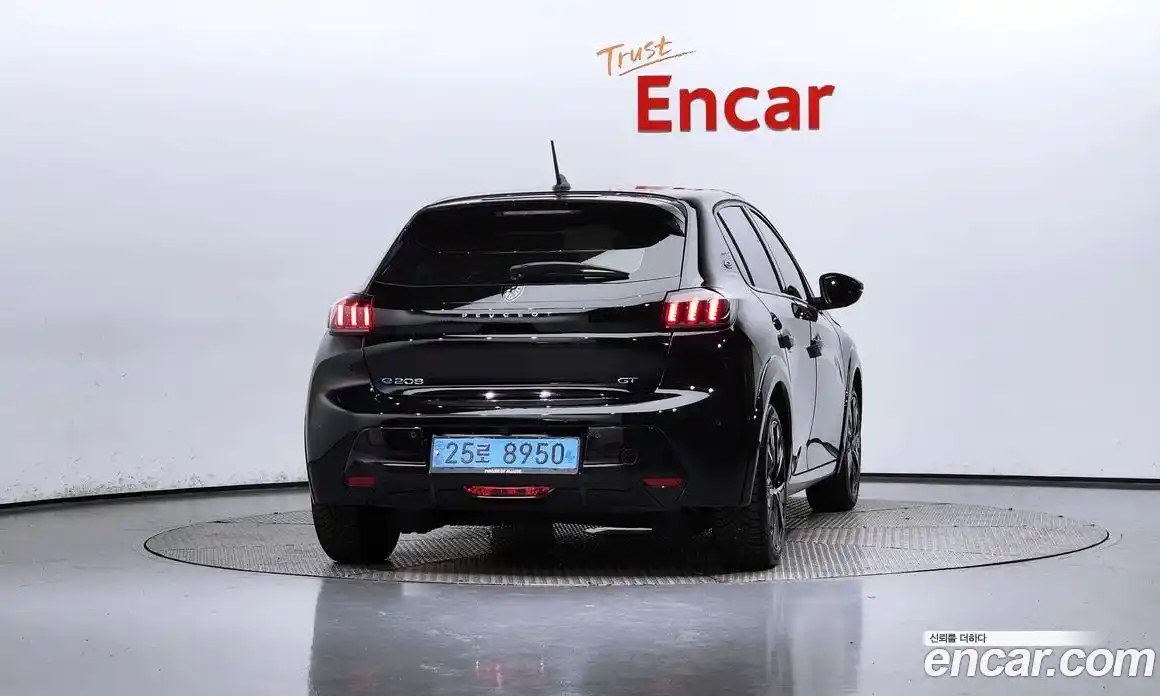 Peugeot 208 2023 0.1 гидро в Москве № 284305, фото 4