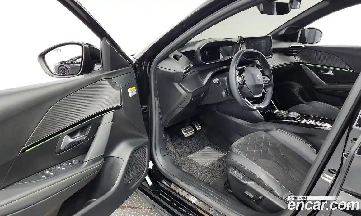 Peugeot 208 2023 0.1 гидро в Москве № 284305, фото 10