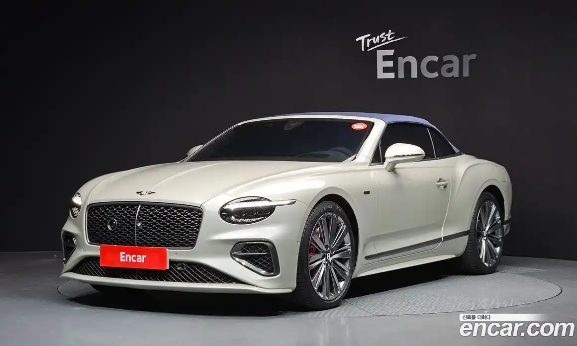 Bentley Continental 2025 4.0 гидро в Москве № 366248, фото 19