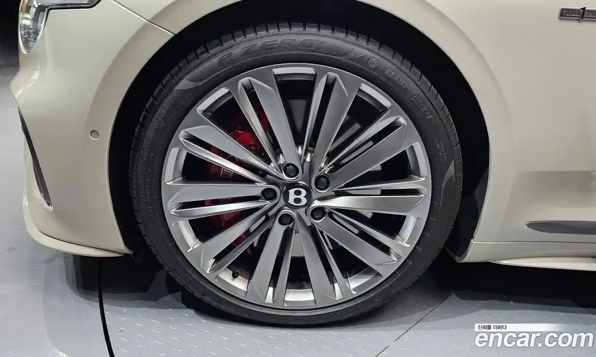 Bentley Continental 2025 4.0 гидро в Москве № 366248, фото 5