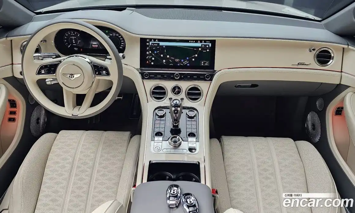 Bentley Continental 2025 4.0 гидро в Москве № 366248, фото 7