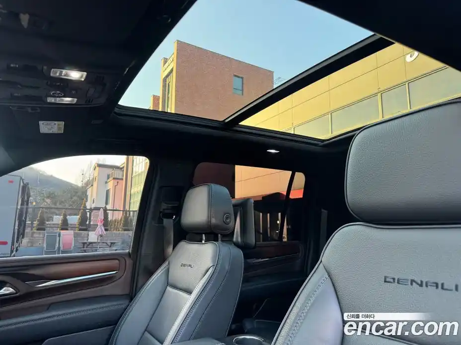 GMC Yukon 2022 6.2 гидро в Москве № 387117, фото 16