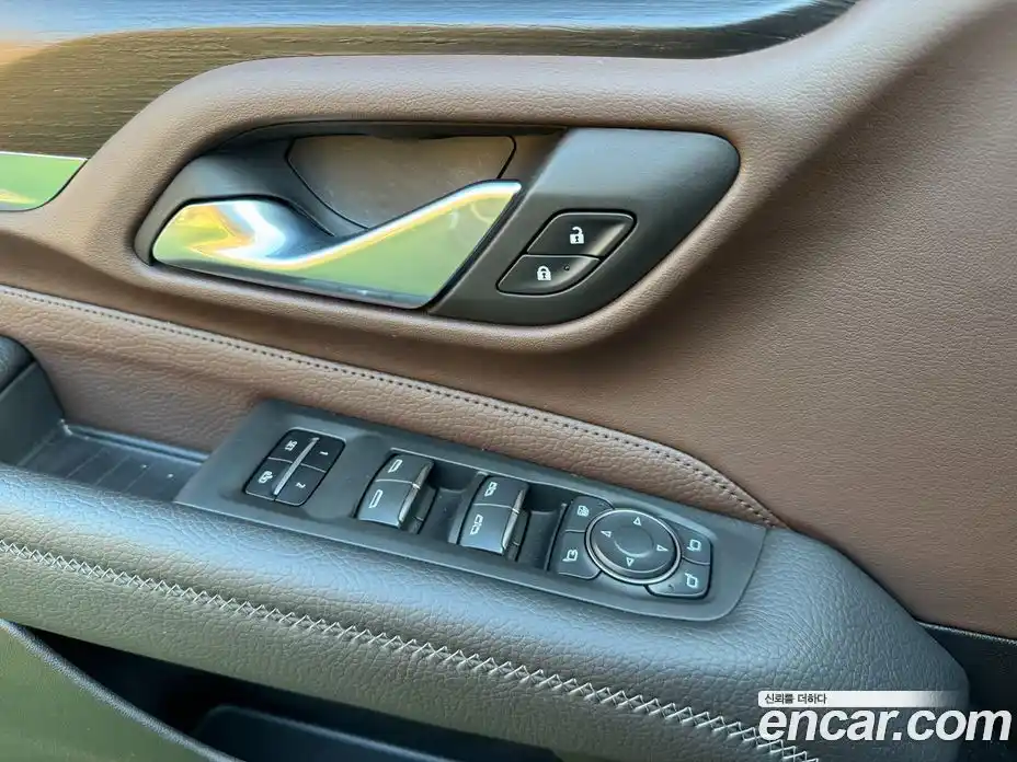 GMC Yukon 2022 6.2 гидро в Москве № 387117, фото 18