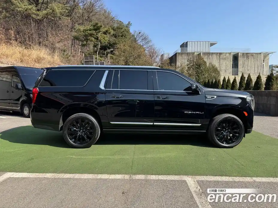 GMC Yukon 2022 6.2 гидро в Москве № 387117, фото 20