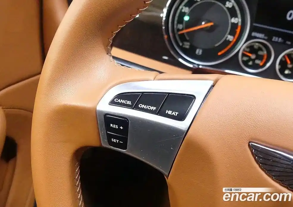 Bentley Continental 2014 4.0 гидро в Москве № 387303, фото 17