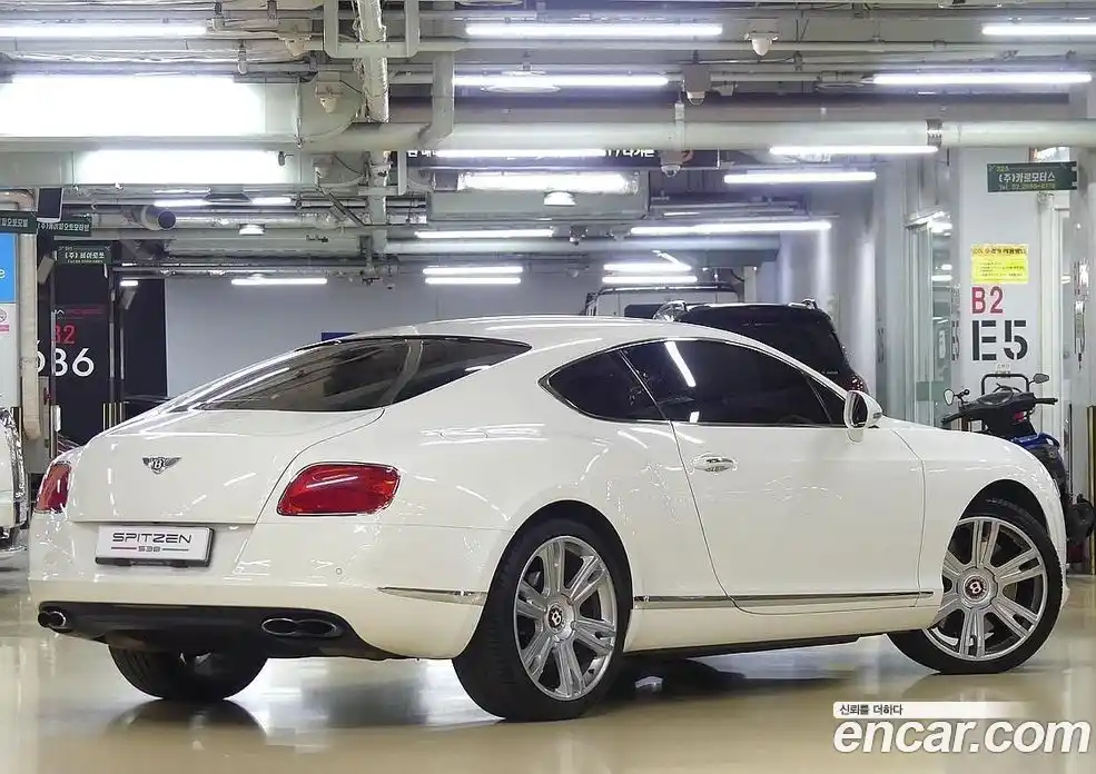 Bentley Continental 2014 4.0 гидро в Москве № 387303, фото 3