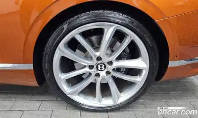 Bentley Continental 2018 6.0 гидро в Москве № 406652, миниатюра 5