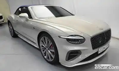 Bentley Continental, 2025