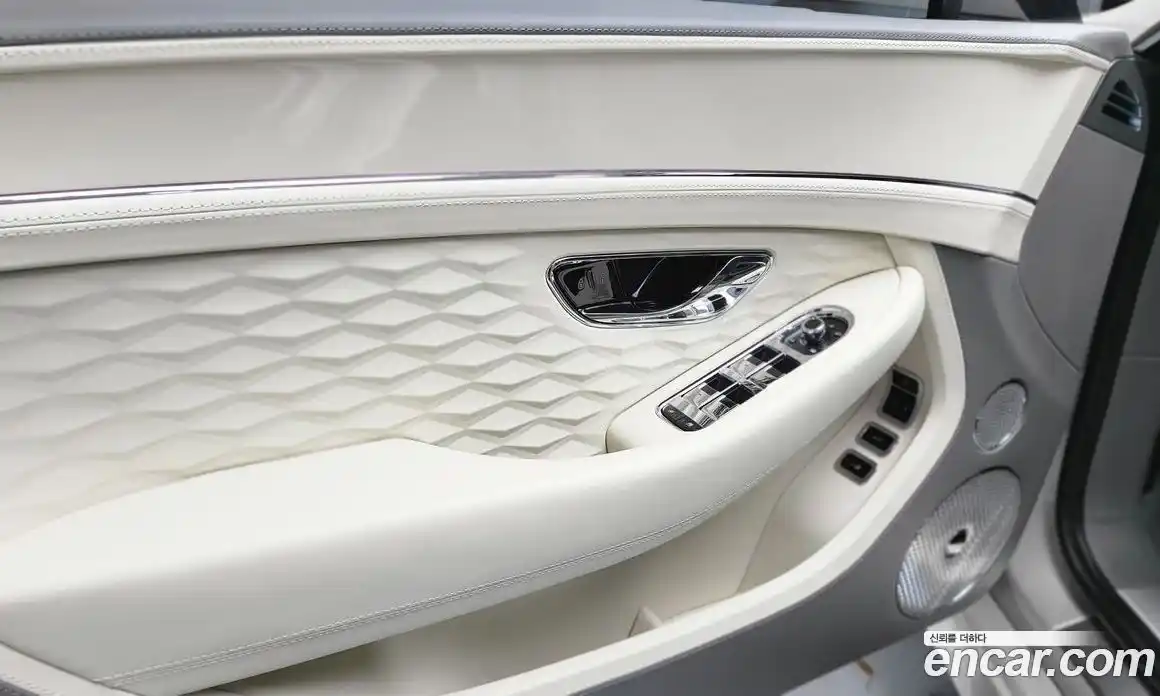 Bentley Continental 2025 4.0 гидро в Москве № 418263, фото 13