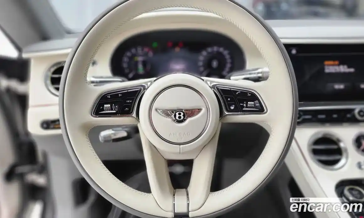 Bentley Continental 2025 4.0 гидро в Москве № 418263, фото 14