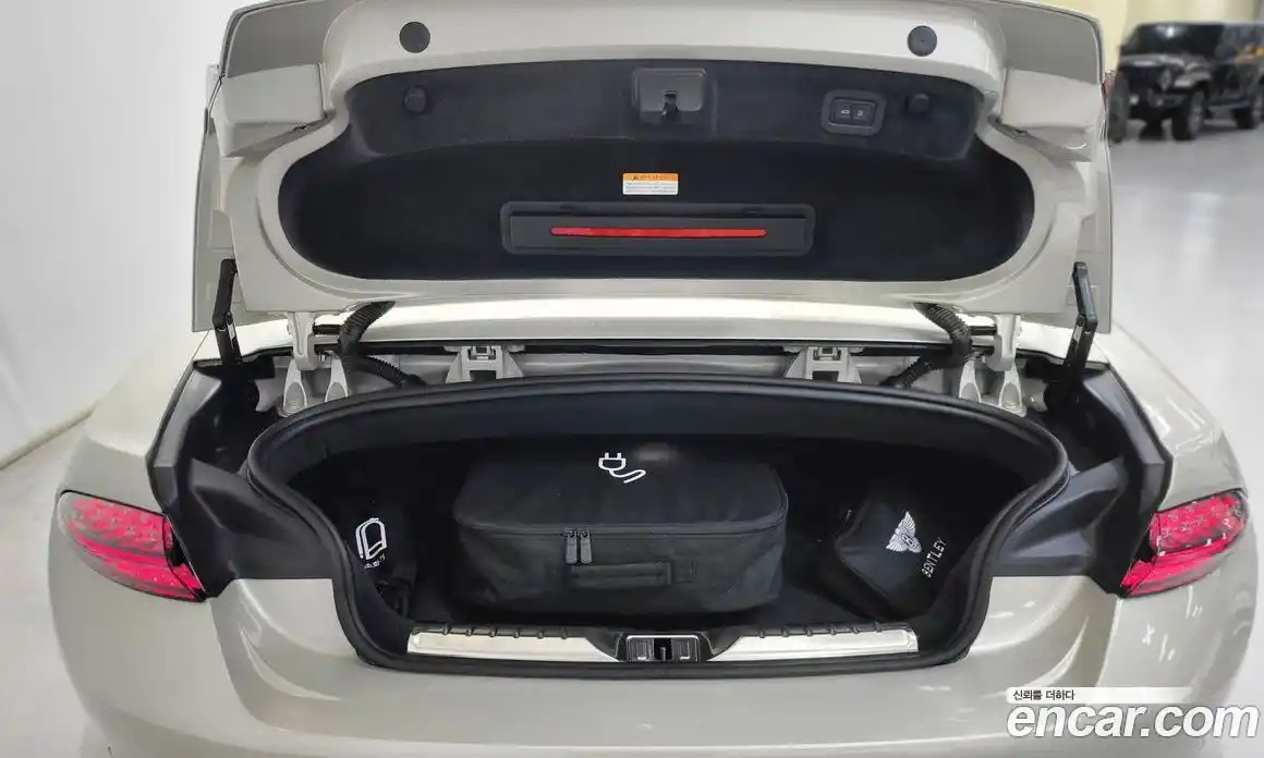 Bentley Continental 2025 4.0 гидро в Москве № 418263, фото 16