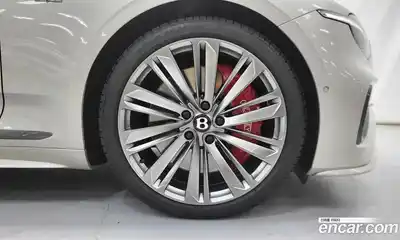 Bentley Continental 2025 4.0 гидро в Москве № 418263, миниатюра 5