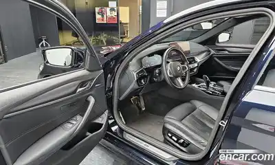BMW 5-Series 2023 2.0 гидро в Москве № 821227, миниатюра 9