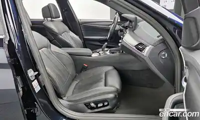 BMW 5-Series 2023 2.0 гидро в Москве № 821227, миниатюра 10