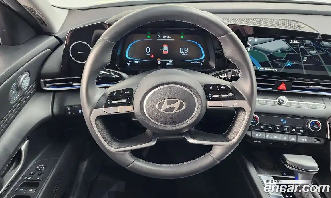 Hyundai Avante 2024 1.6 гидро в Москве № 1128109, фото 13