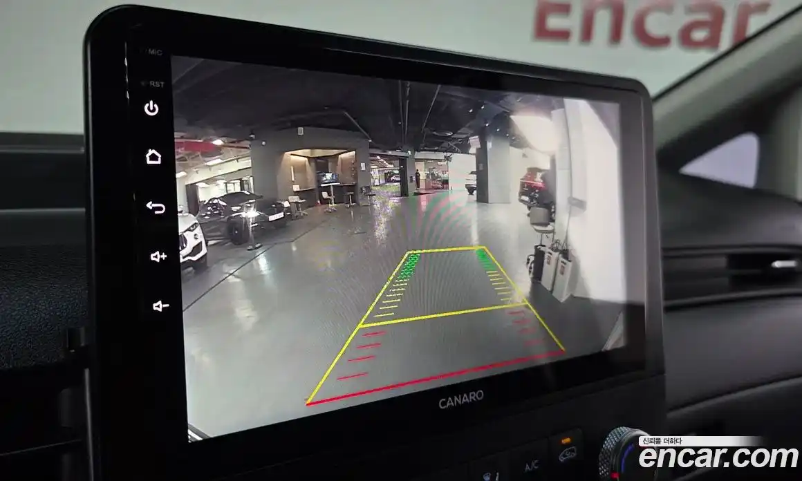 Hyundai Staria 2024 3.5 Автомат в Москве № 1128219, фото 15