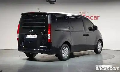 Hyundai Staria 2024 3.5 Автомат в Москве № 1128219, миниатюра 2