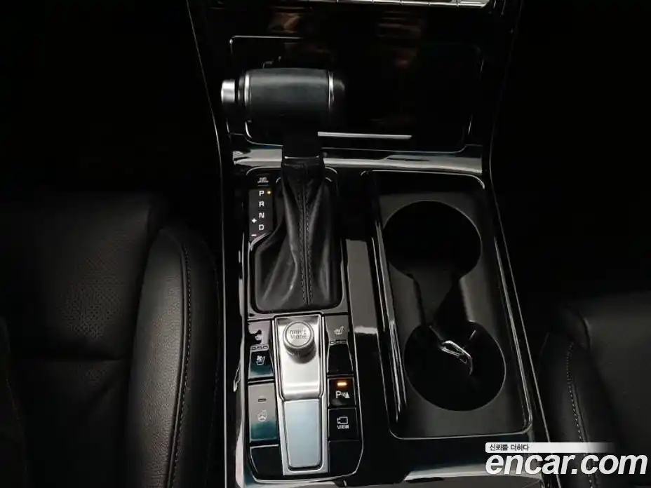 Kia K7 2020 2.5 Автомат в Москве № 1128575, фото 15