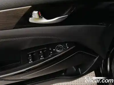 Kia K7 2020 2.5 Автомат в Москве № 1128575, миниатюра 9