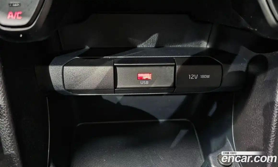 Kia Morning 2021 1.0 Автомат в Москве № 1128596, фото 18