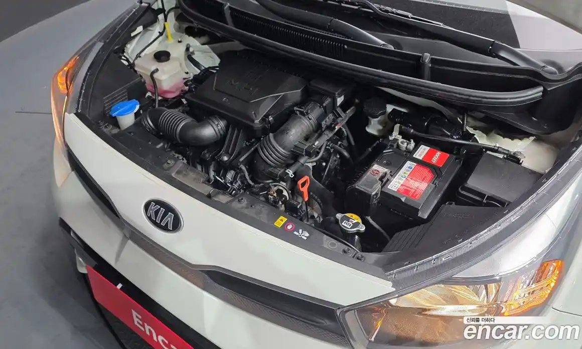 Kia Morning 2021 1.0 Автомат в Москве № 1128596, фото 6