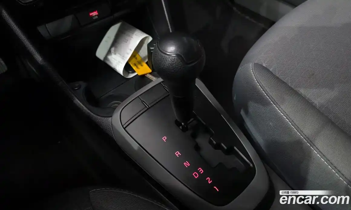 Kia Morning 2021 1.0 Автомат в Москве № 1128596, фото 9