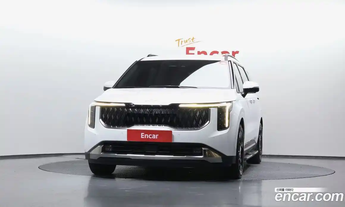 Kia Canival 2024 1.6 гидро в Москве, фото 3