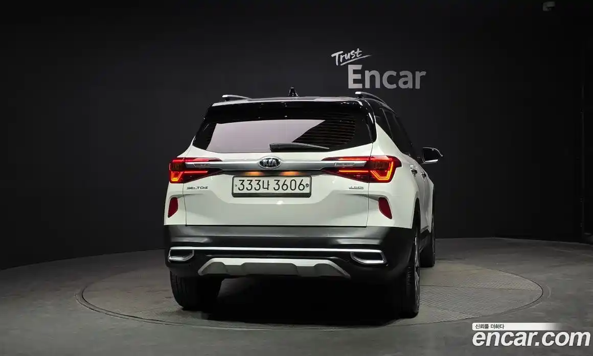 Kia Seltos 2020 1.6 гидро в Москве № 1128924, фото 4