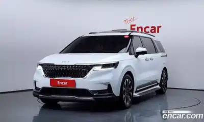 Kia Canival 2022 3.5 Автомат в Москве № 1128929, миниатюра 1