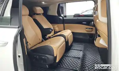 Kia Canival 2022 3.5 Автомат в Москве № 1128929, миниатюра 12