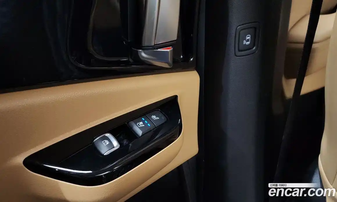 Kia Canival 2022 3.5 Автомат в Москве № 1128929, фото 18